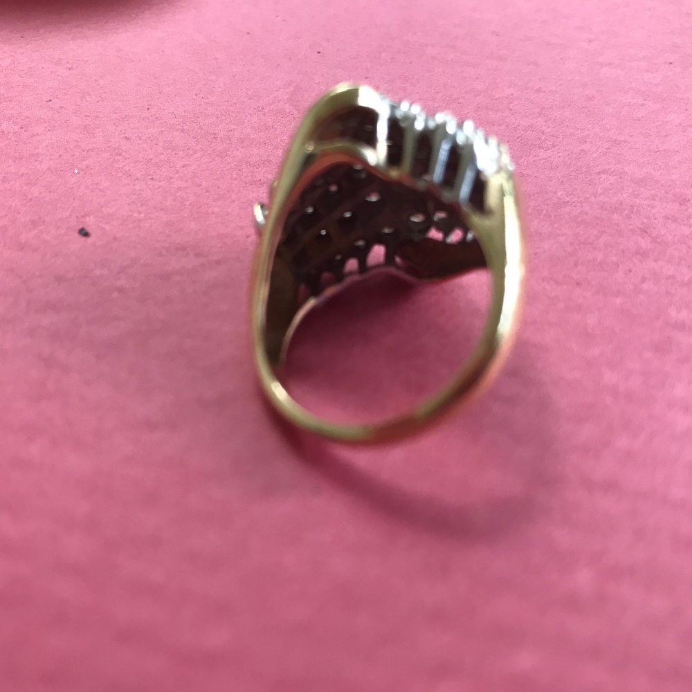 SOLD SOLD SOLD : DIAMOND RING Sz 7 7.6 GRAMS - Picture 3 of 8